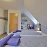 Nyaraló Marina *